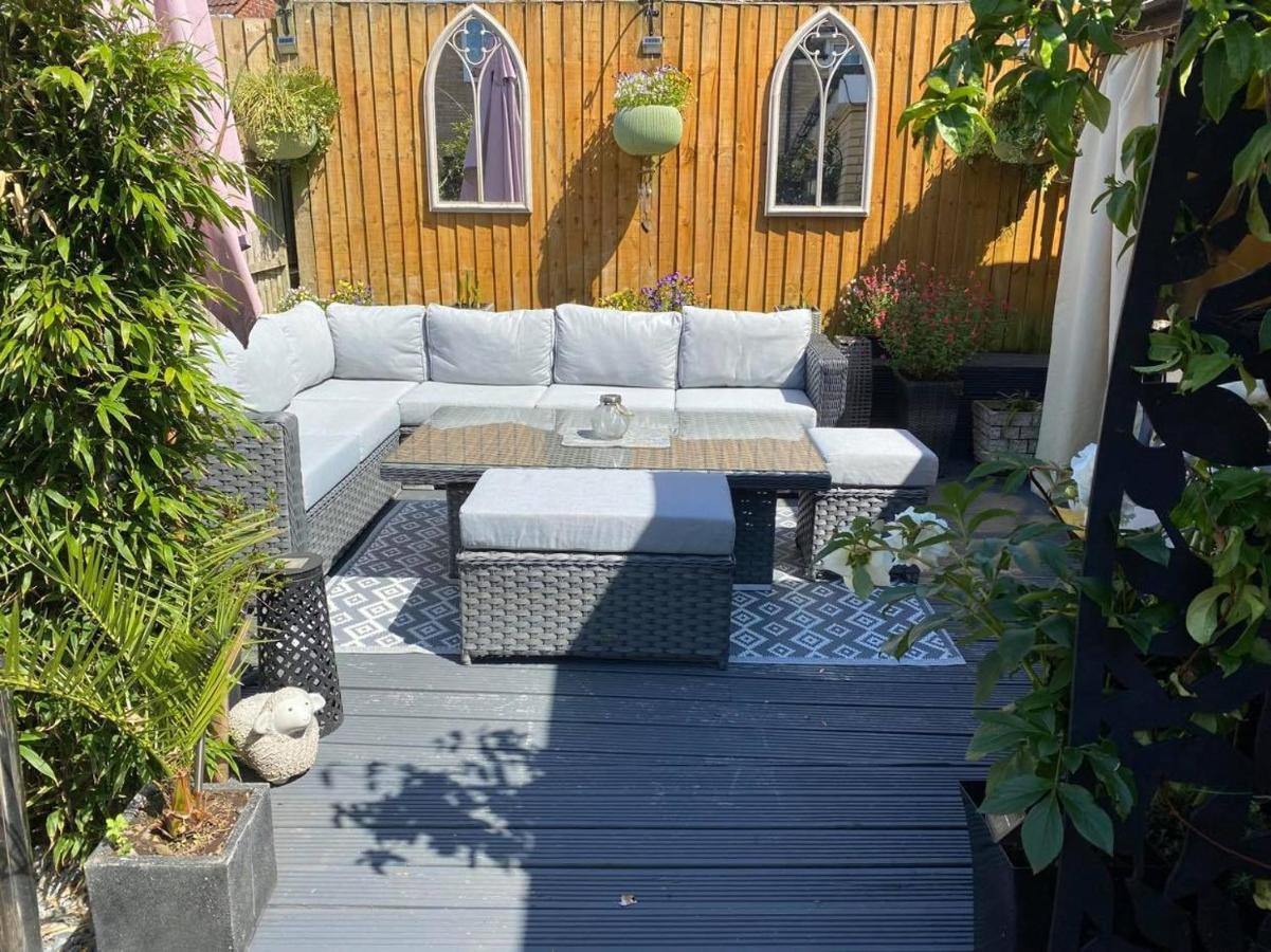 Secret Gem 1 Bed Garden Flat Private Luxury Hot Tub Apartamento Bournemouth Exterior foto